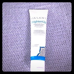 Vasanti BrightenUp! Enzymatic Face Rejuvenator